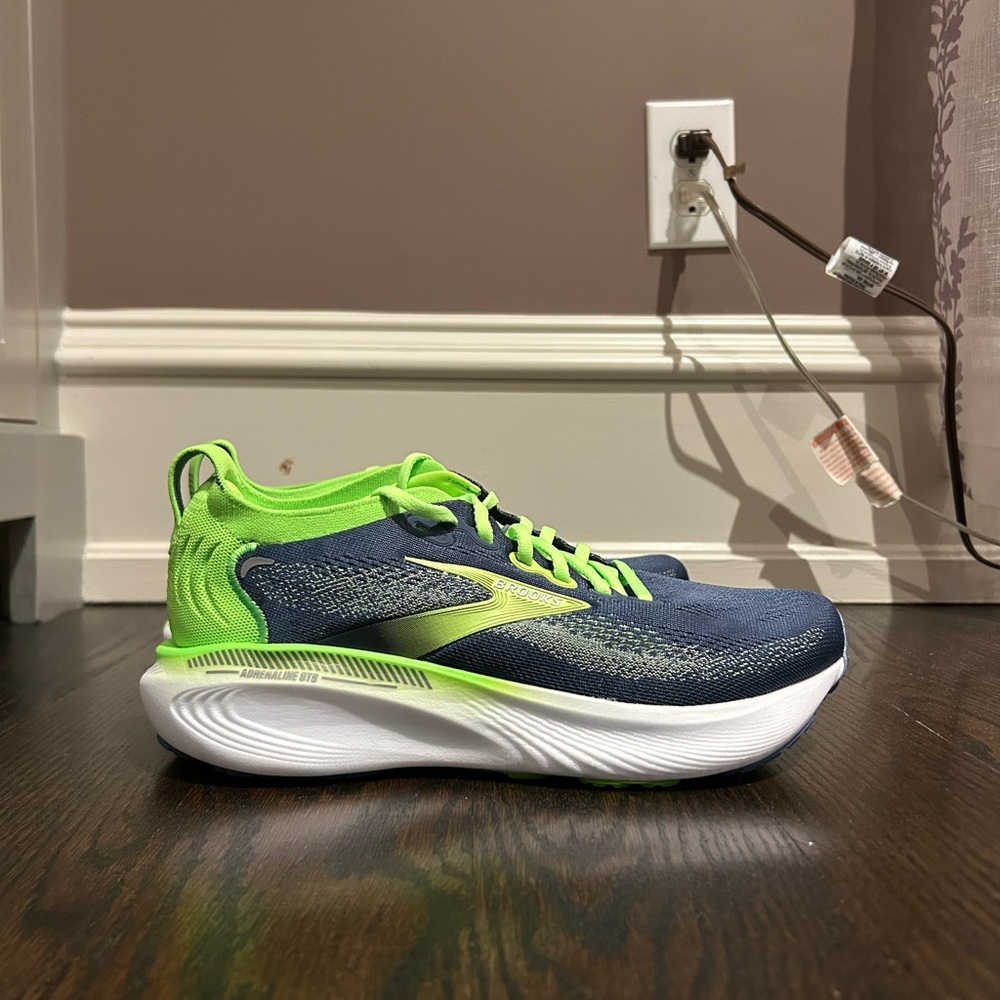 Brooks Running Shoes in Navy and Neon Green
